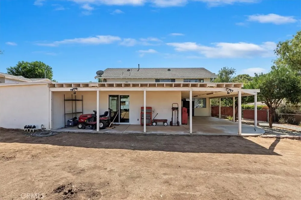 10555 Robinson Riverside, CA 92505