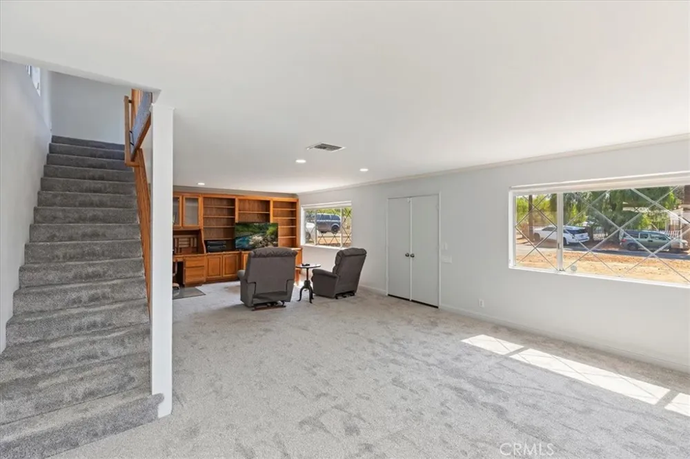 10555 Robinson Riverside, CA 92505