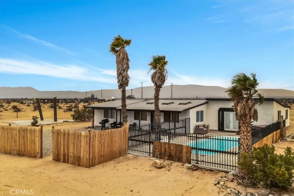 3737 MERIWETHER RD 29 Palms, CA 92277