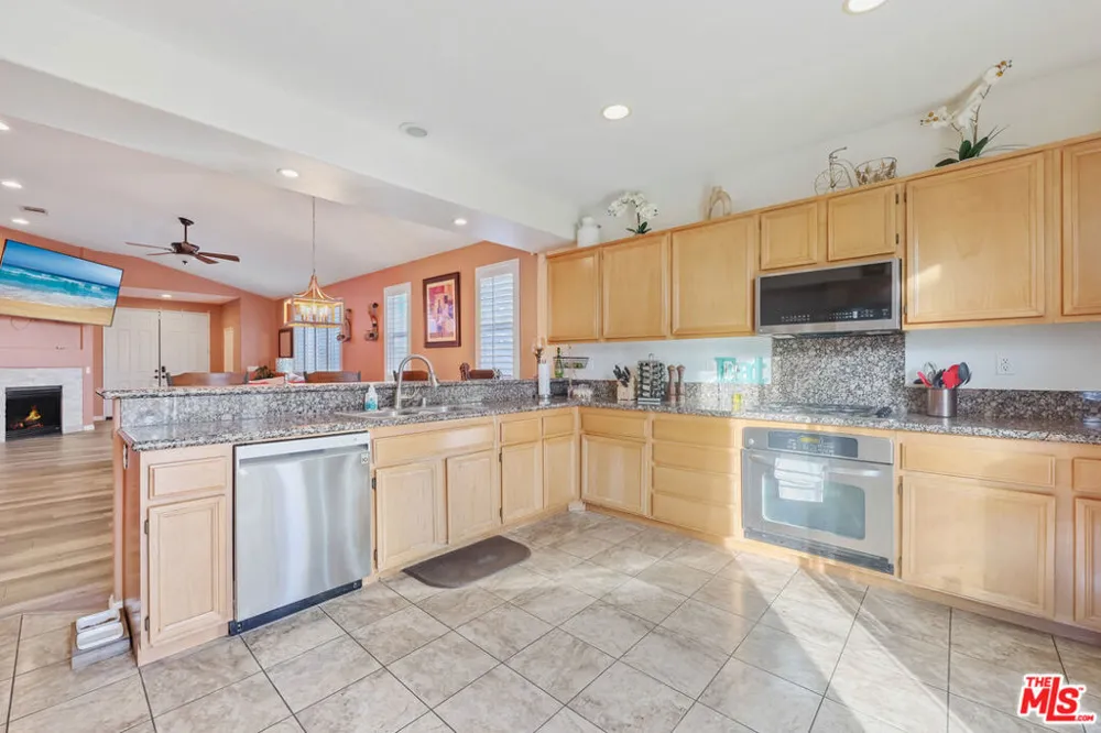 505 Fair Park Way Perris, CA 92570