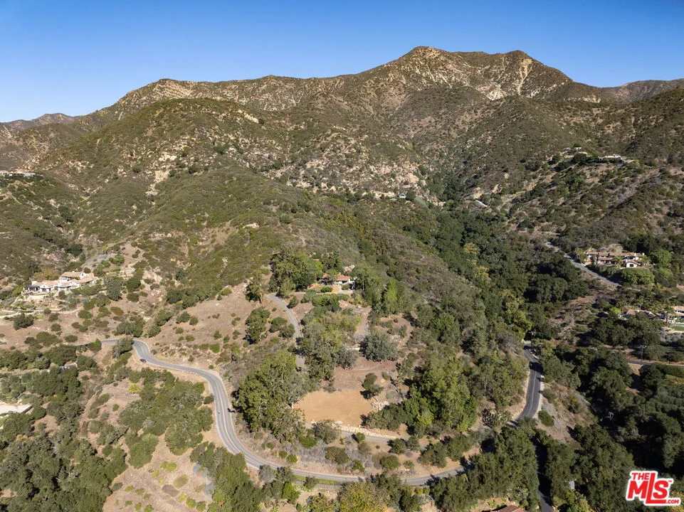 2200 Bella Vista Drive Montecito, CA 93108