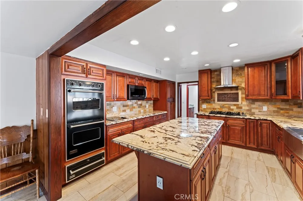 35640 Dormer Road Agua Dulce, CA 91390