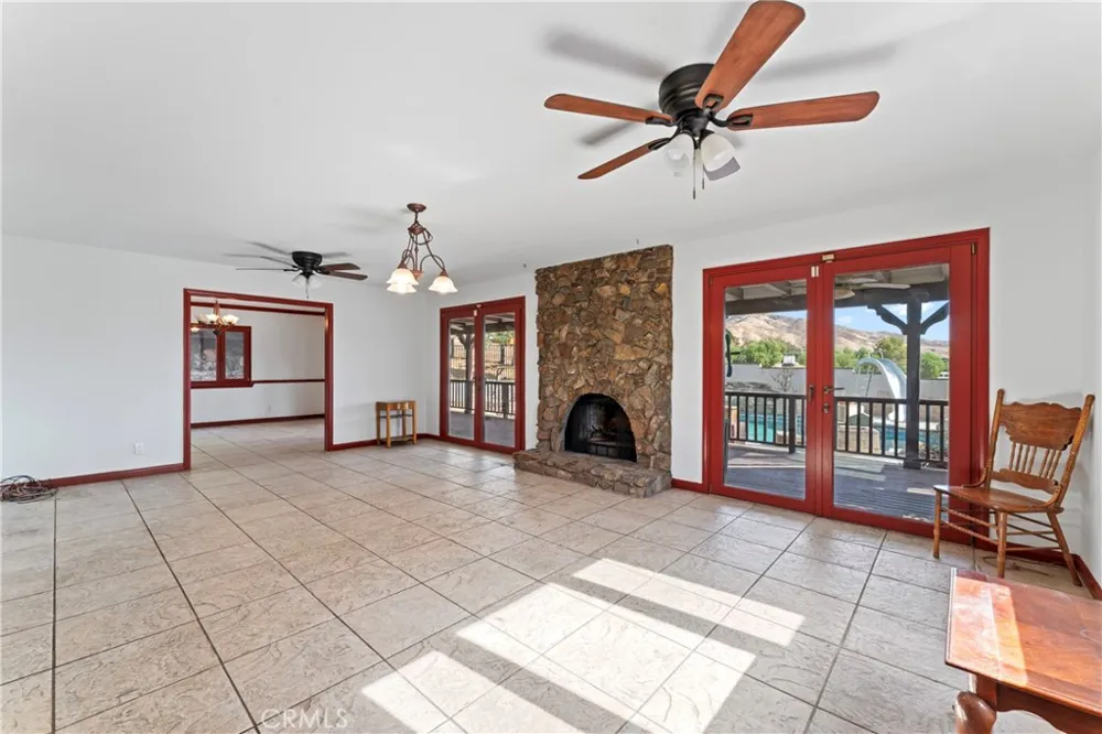 35640 Dormer Road Agua Dulce, CA 91390
