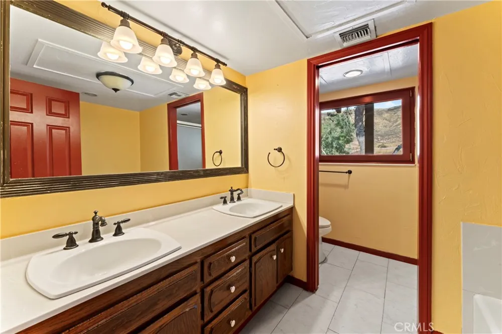 35640 Dormer Road Agua Dulce, CA 91390