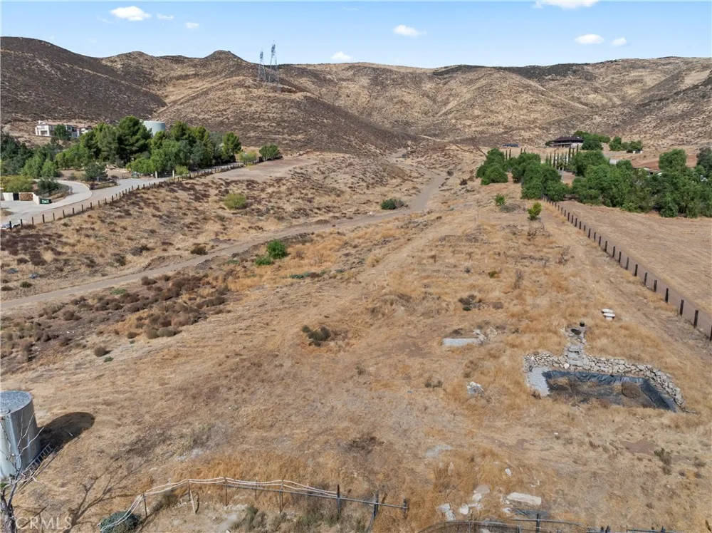 35640 Dormer Road Agua Dulce, CA 91390