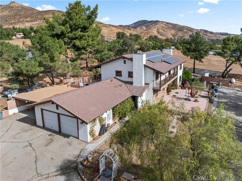 35640 Dormer Road Agua Dulce, CA 91390