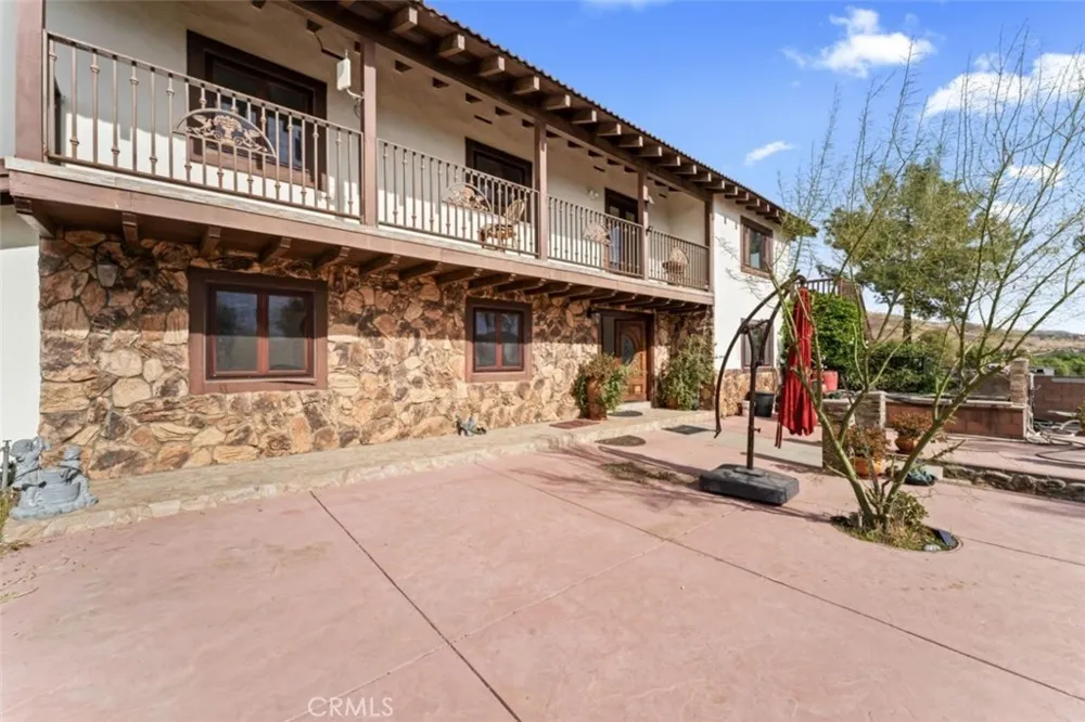 35640 Dormer Road Agua Dulce, CA 91390