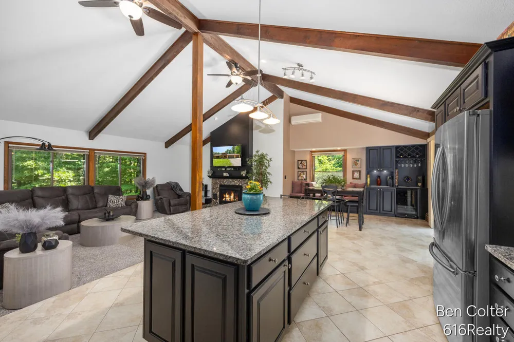 3161 Emberwood Drive SE Lowell, MI 49331
