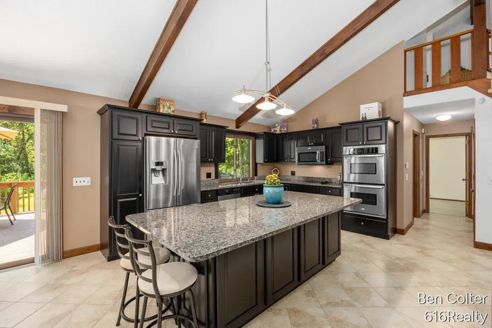 3161 Emberwood Drive SE Lowell, MI 49331