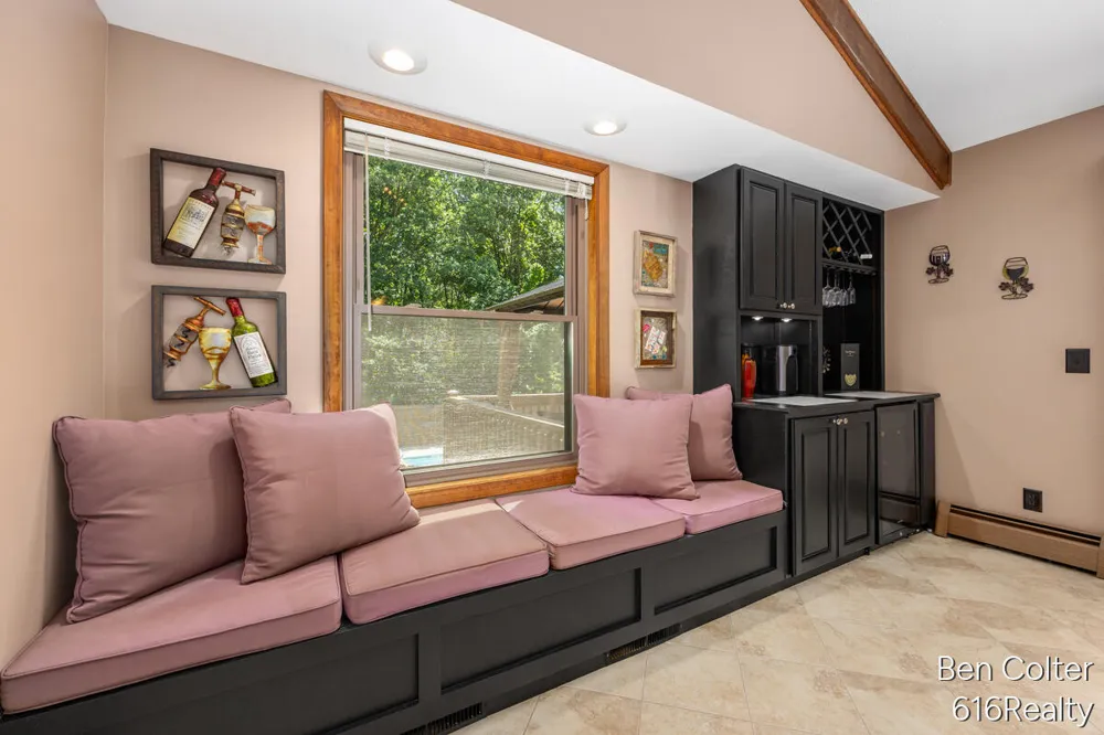 3161 Emberwood Drive SE Lowell, MI 49331