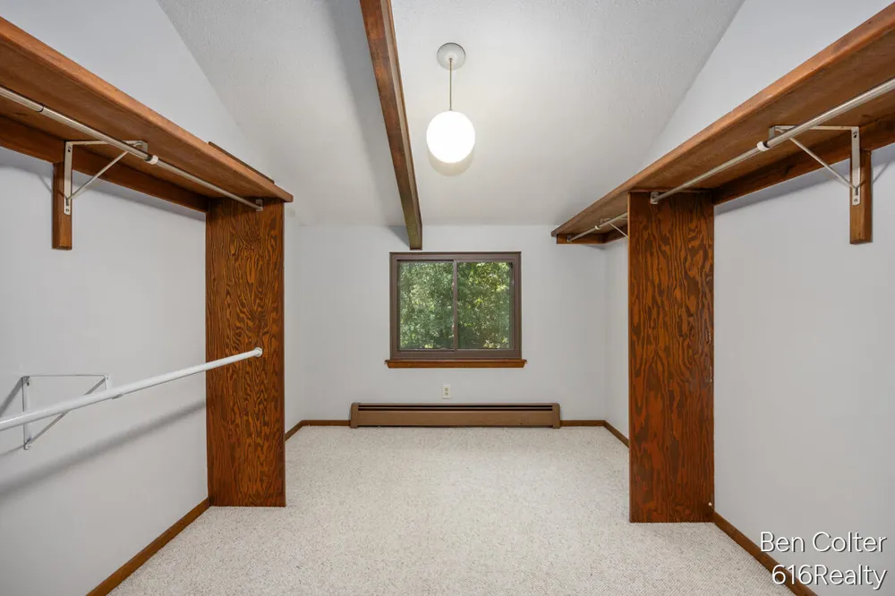 3161 Emberwood Drive SE Lowell, MI 49331