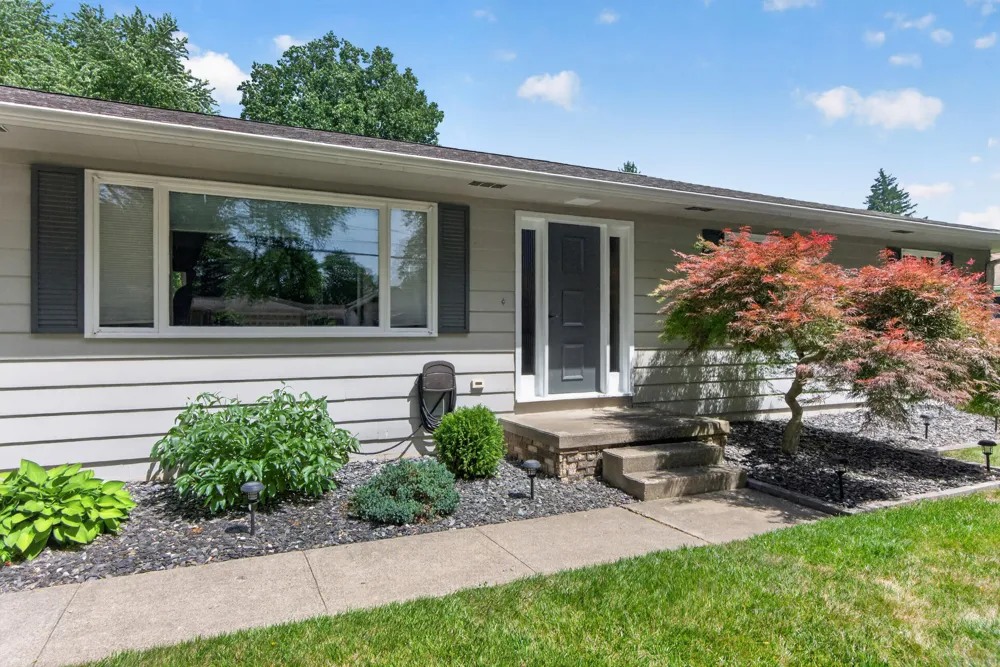 815 Kennedy Street Jackson, MI 49202