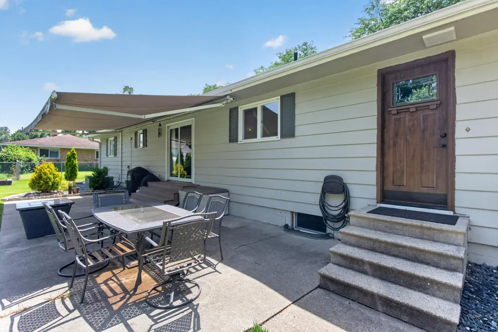 815 Kennedy Street Jackson, MI 49202
