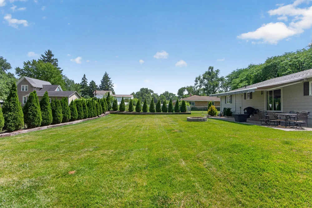 815 Kennedy Street Jackson, MI 49202