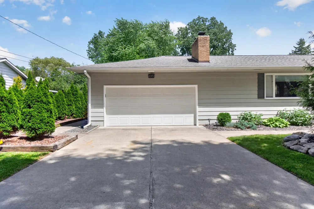 815 Kennedy Street Jackson, MI 49202