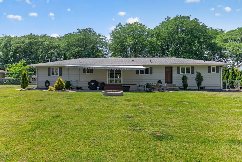 815 Kennedy Street Jackson, MI 49202
