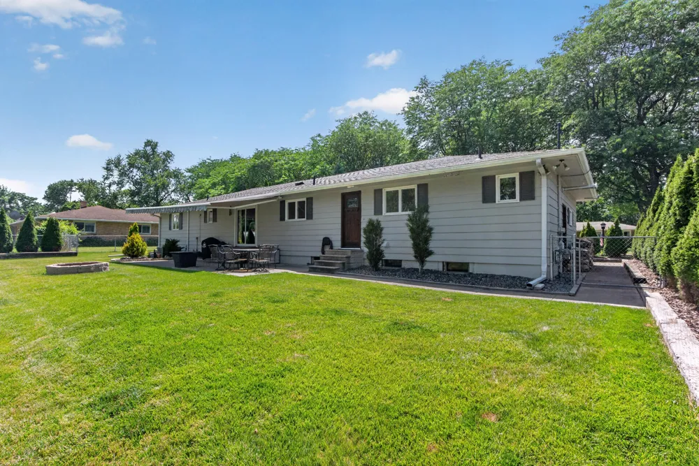 815 Kennedy Street Jackson, MI 49202