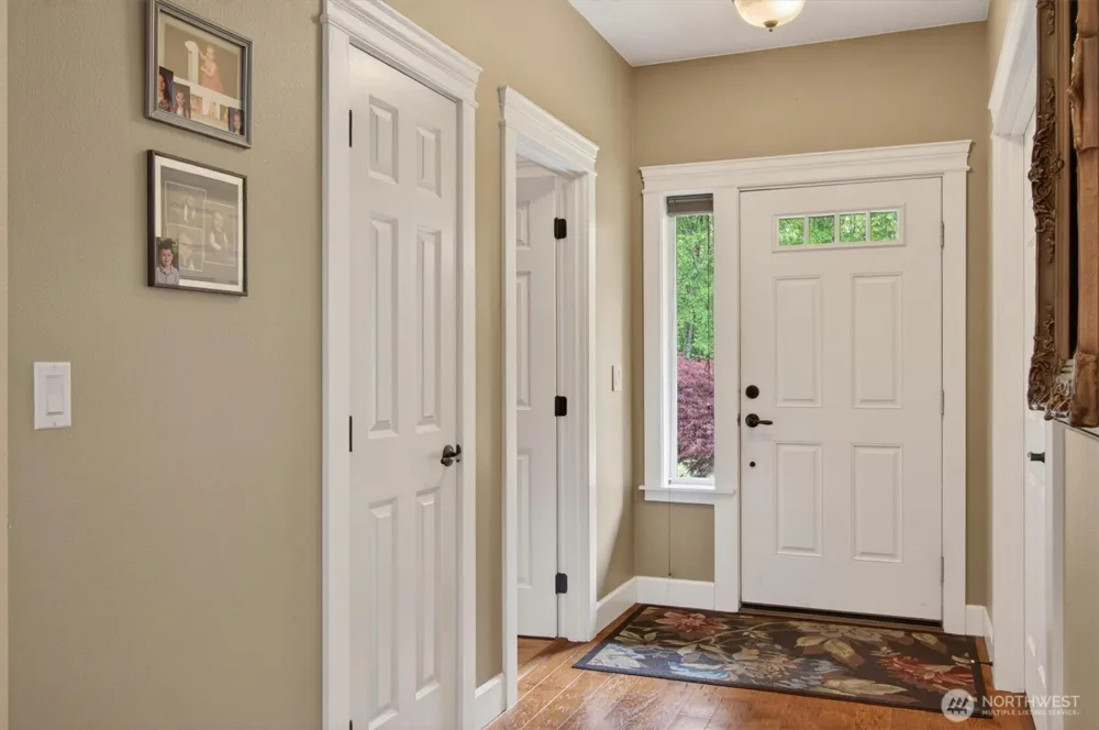 47 Sun Crest Lane Cathlamet, WA 98612