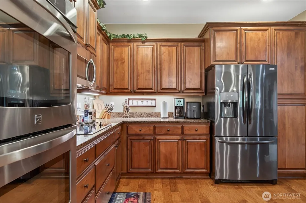 47 Sun Crest Lane Cathlamet, WA 98612