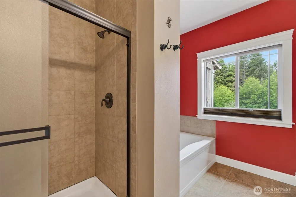 47 Sun Crest Lane Cathlamet, WA 98612