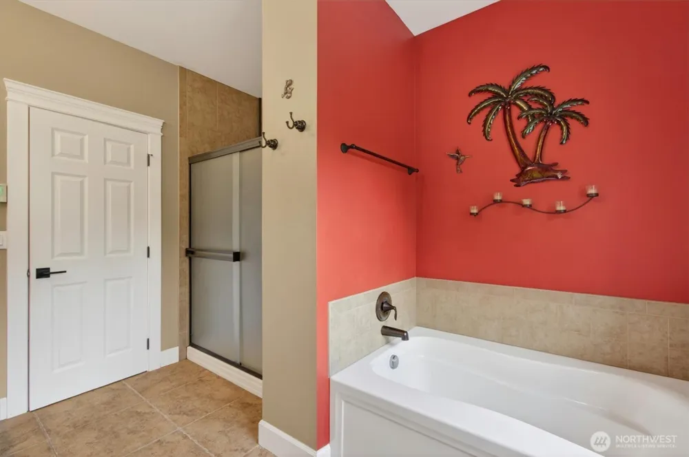47 Sun Crest Lane Cathlamet, WA 98612