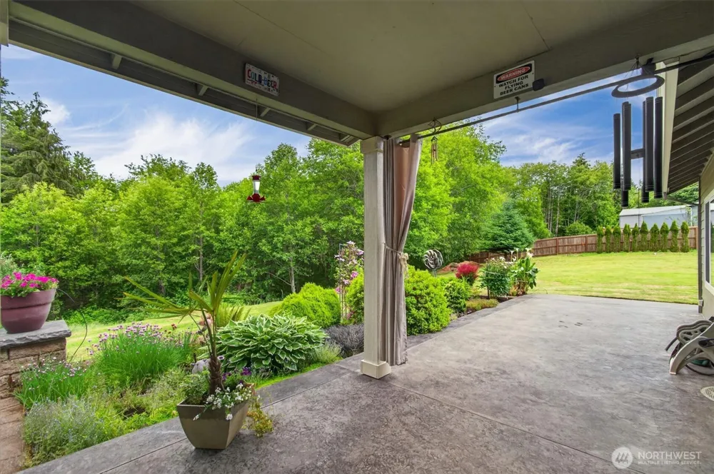 47 Sun Crest Lane Cathlamet, WA 98612