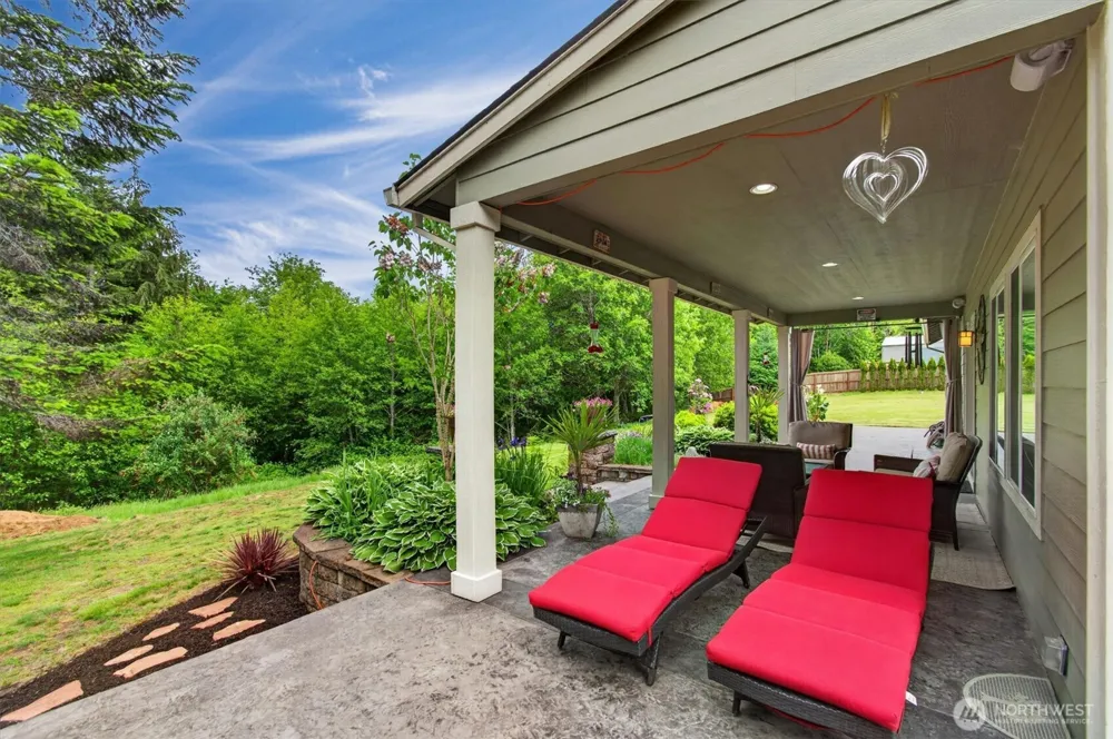 47 Sun Crest Lane Cathlamet, WA 98612