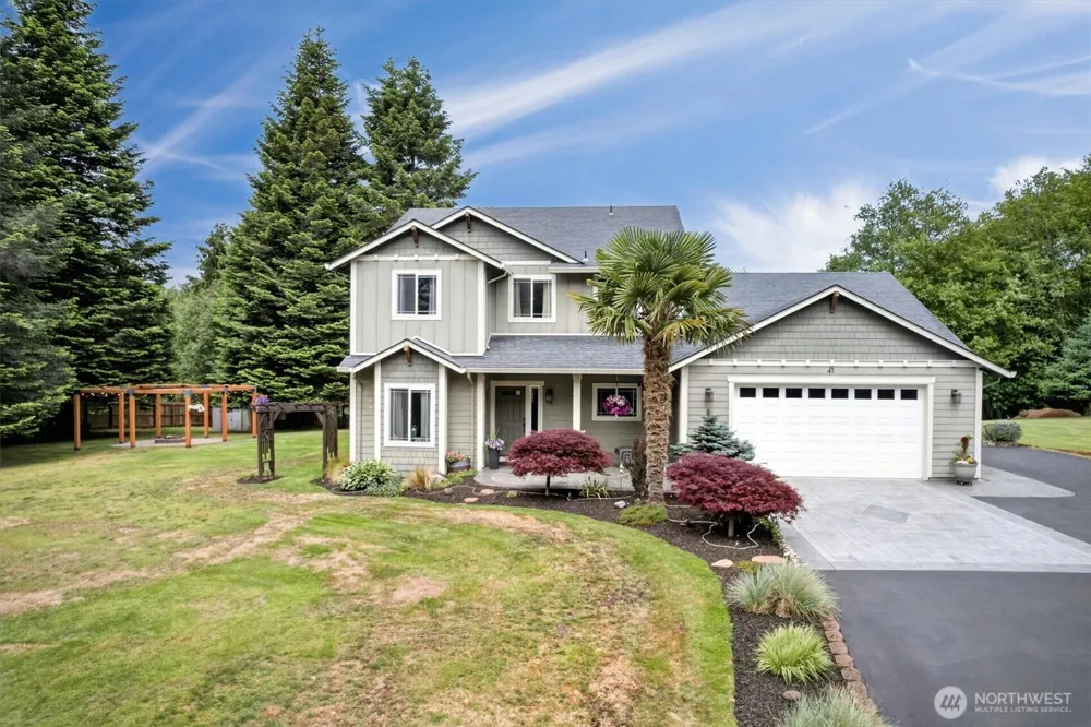 47 Sun Crest Lane Cathlamet, WA 98612