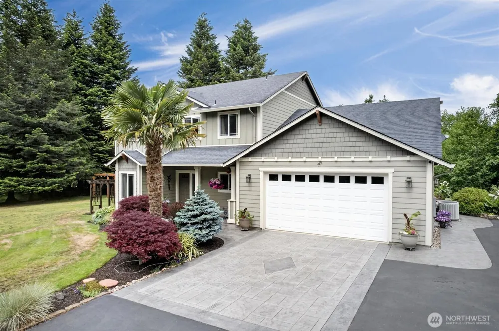 47 Sun Crest Lane Cathlamet, WA 98612