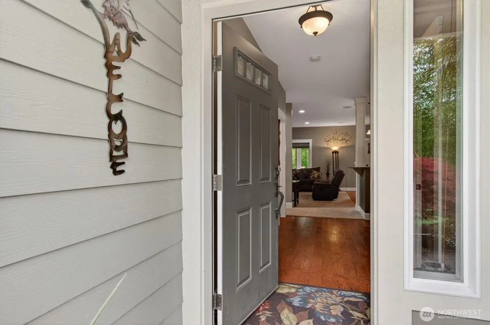 47 Sun Crest Lane Cathlamet, WA 98612