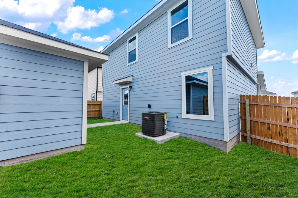 227 Bardwell Way Buda, TX 78610