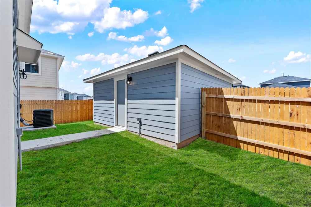 227 Bardwell Way Buda, TX 78610