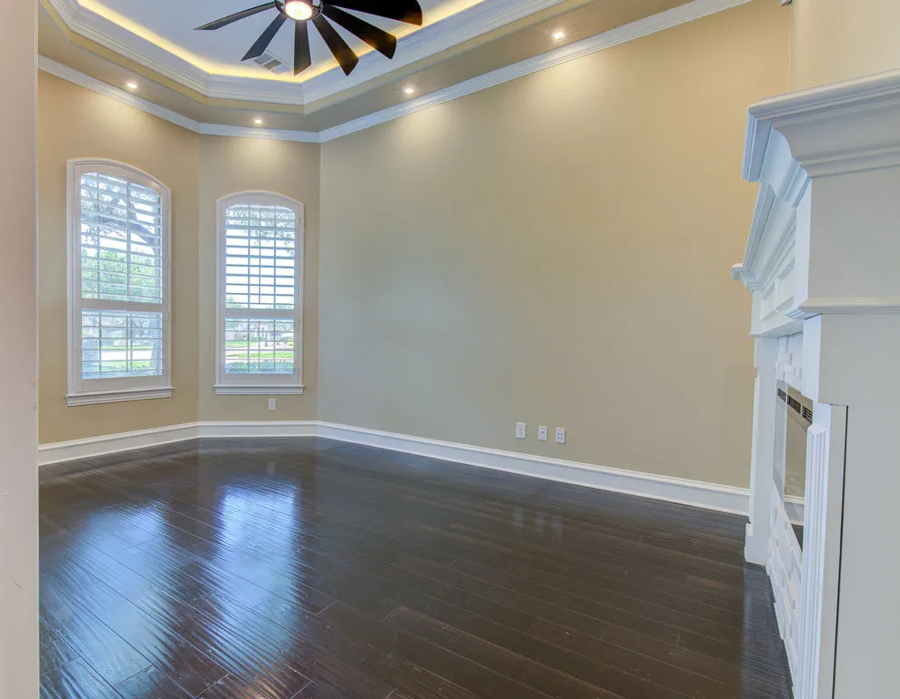 1917 Lakecliff Hills Lane Austin, TX 78732