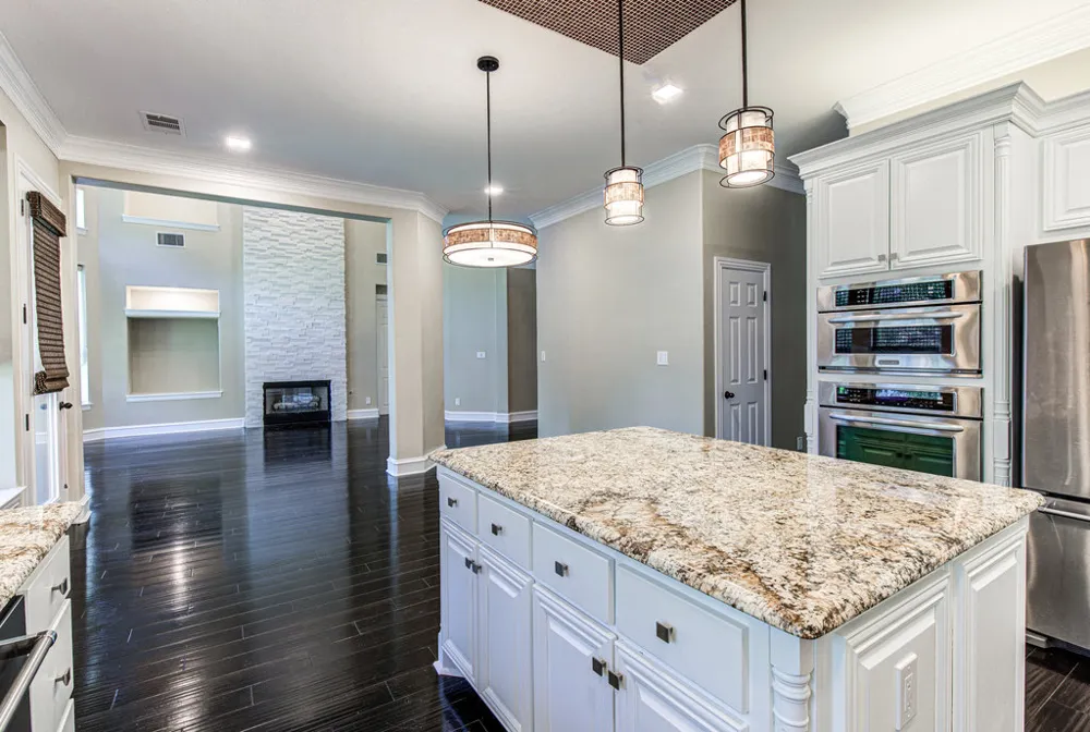 1917 Lakecliff Hills Lane Austin, TX 78732