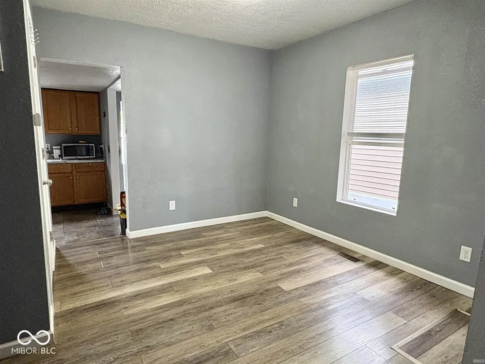210 W Jay Street Dunkirk, IN 47336