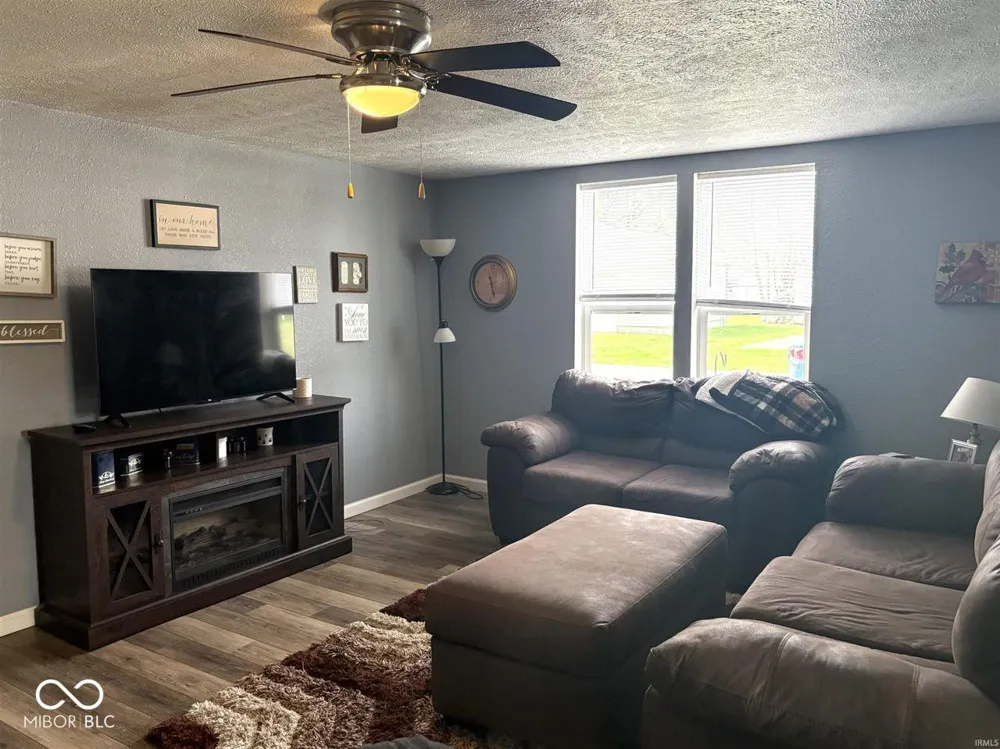 210 W Jay Street Dunkirk, IN 47336