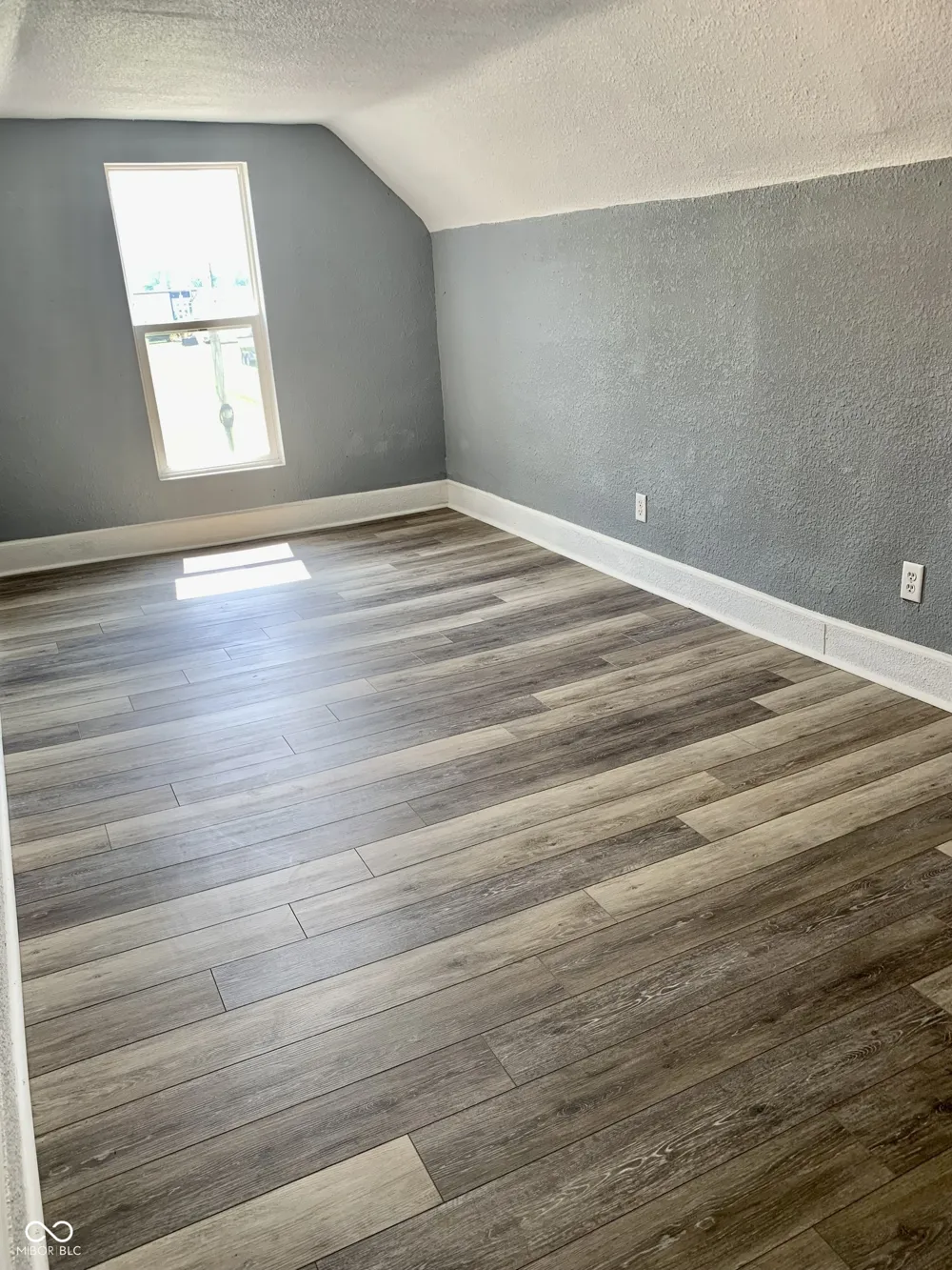 210 W Jay Street Dunkirk, IN 47336