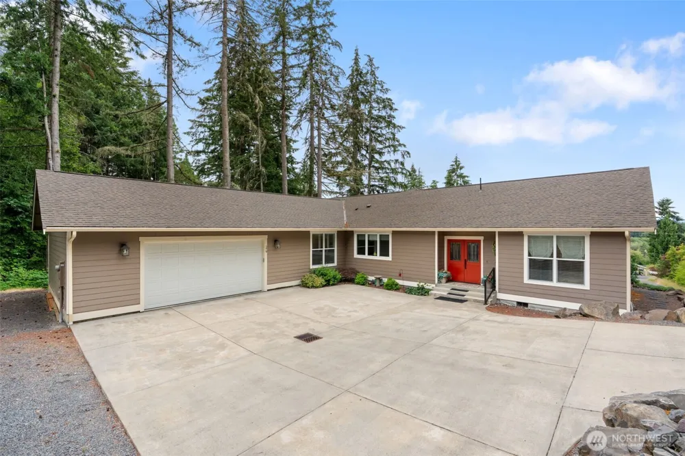 179 Wallace Chehalis, WA 98532