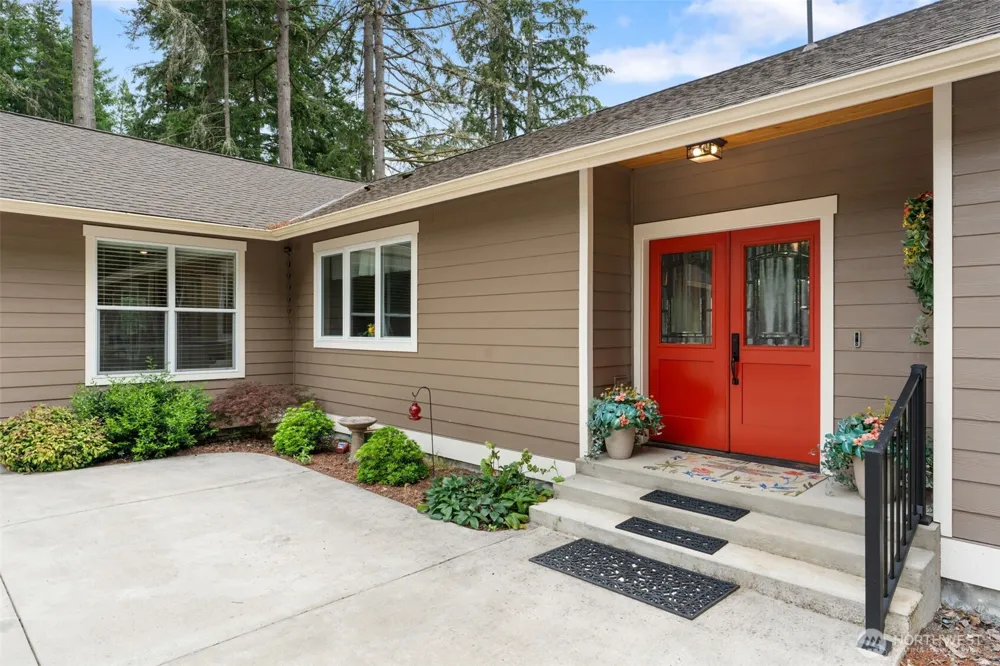 179 Wallace Chehalis, WA 98532
