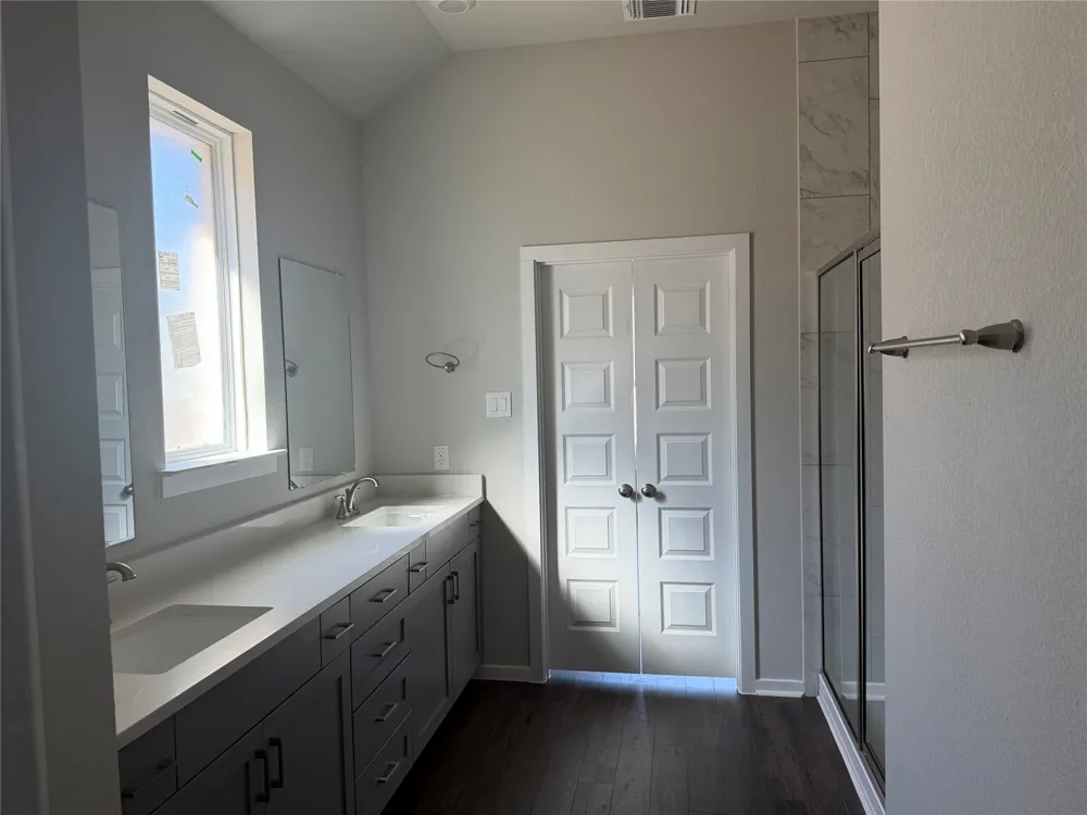 404 Veneta Lane Georgetown, TX 78633