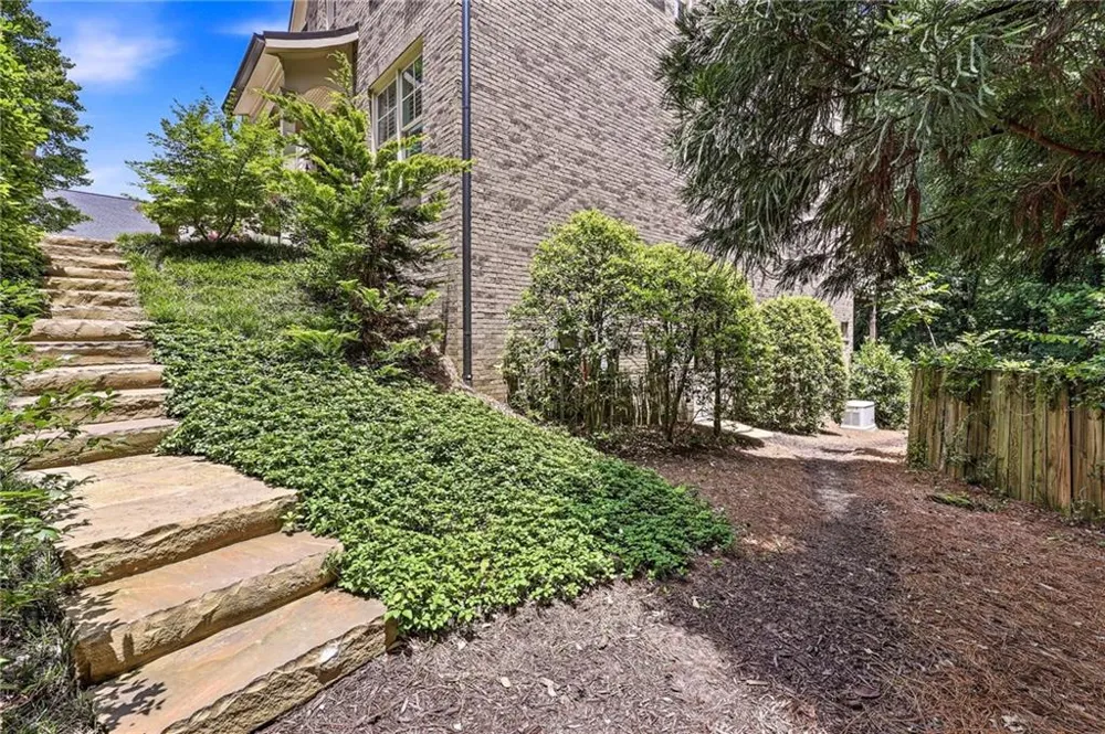 860 Candler Street #9 Gainesville, GA 30501