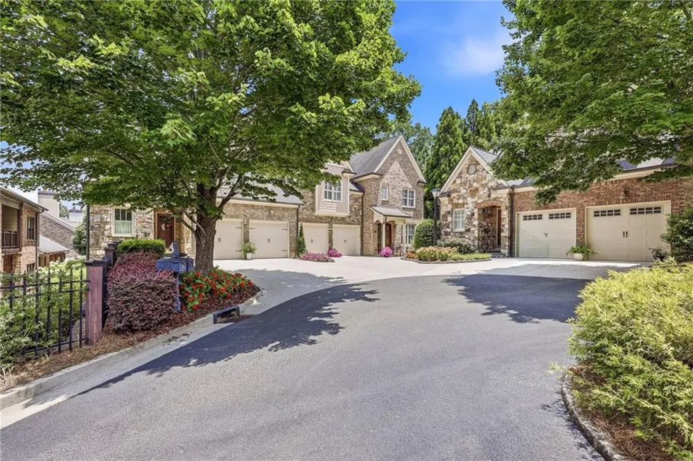 860 Candler Street #9 Gainesville, GA 30501