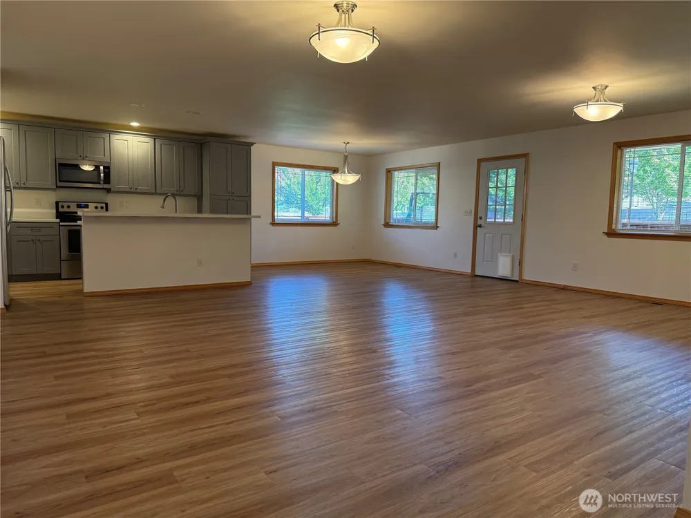 258 Parkside Loop Napavine, WA 98532