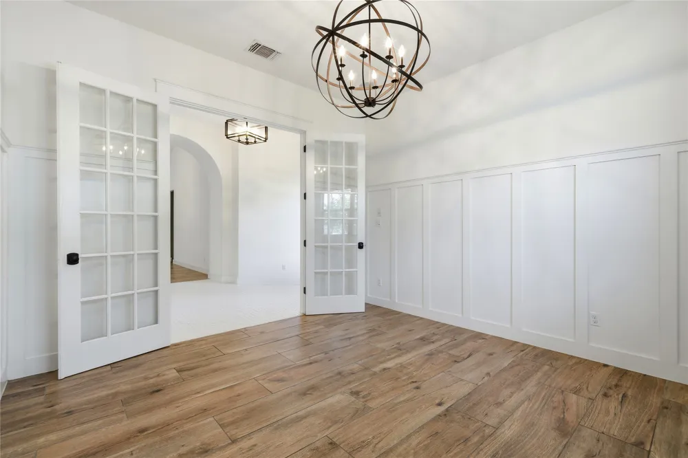 70 Santa Maria Street Georgetown, TX 78628