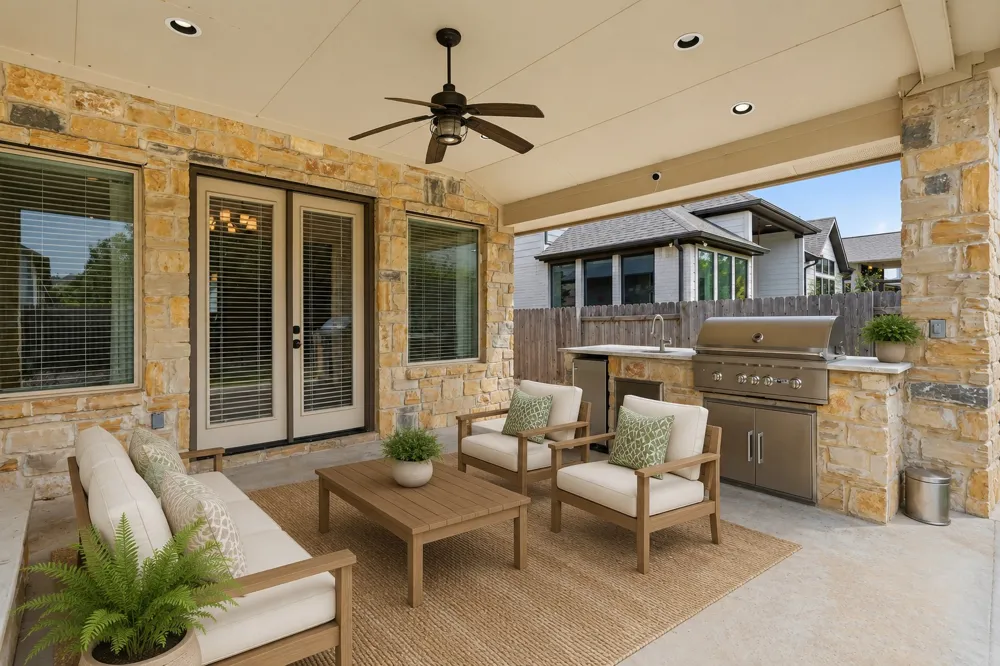 70 Santa Maria Street Georgetown, TX 78628