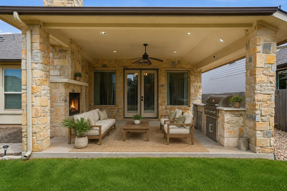 70 Santa Maria Street Georgetown, TX 78628