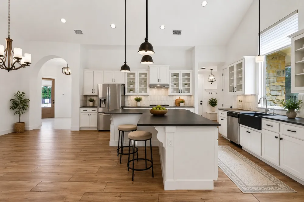 70 Santa Maria Street Georgetown, TX 78628