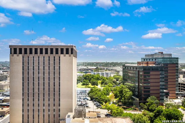 123 Lexington Ave #APT 1205 San Antonio, TX 78205