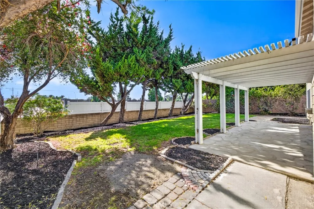 13324 San Martin Chino, CA 91710