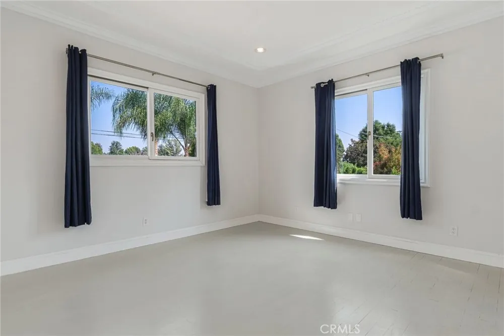 16459 Otsego Street Encino, CA 91436